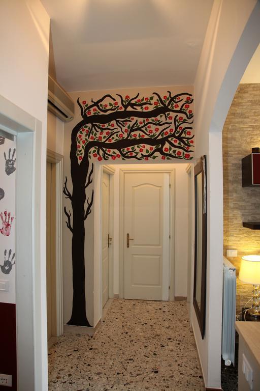 شقة A Casa Di Simone A فياريجيو المظهر الخارجي الصورة