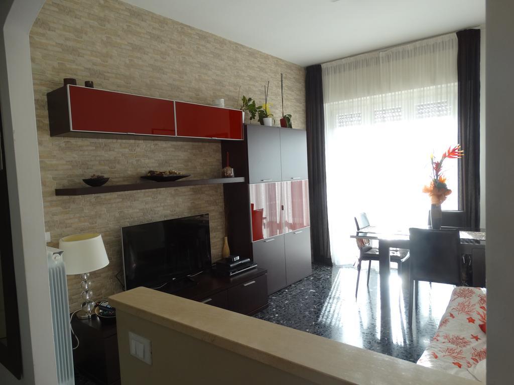 شقة A Casa Di Simone A فياريجيو المظهر الخارجي الصورة